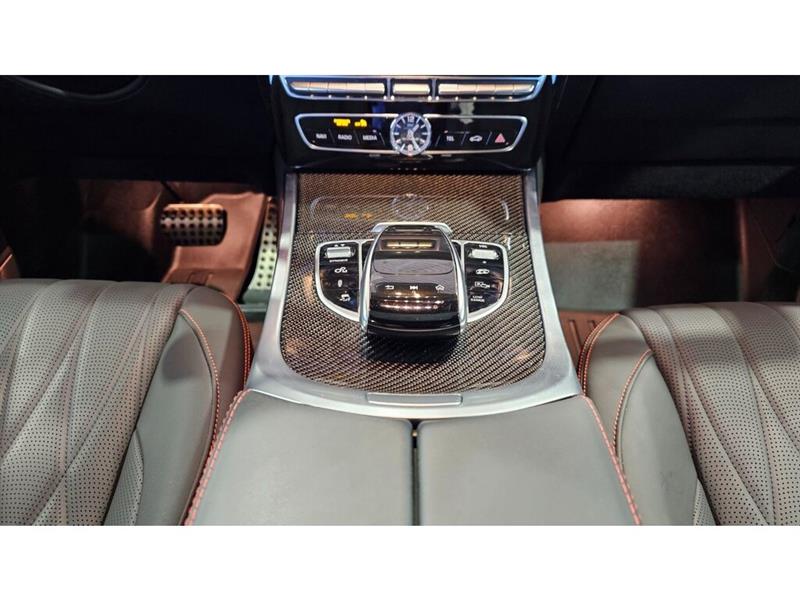 2022
Mercedes-Benz
***other***