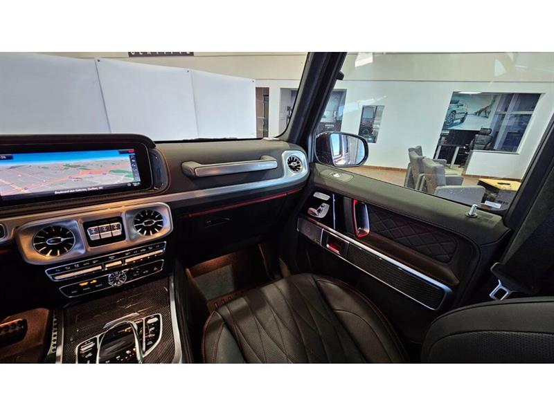 2022
Mercedes-Benz
***other***