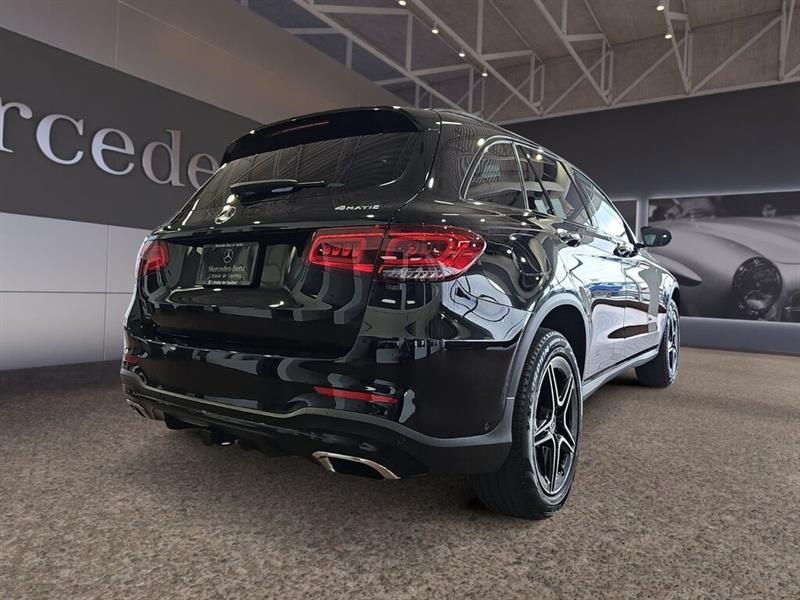 2022
Mercedes-Benz
***other***