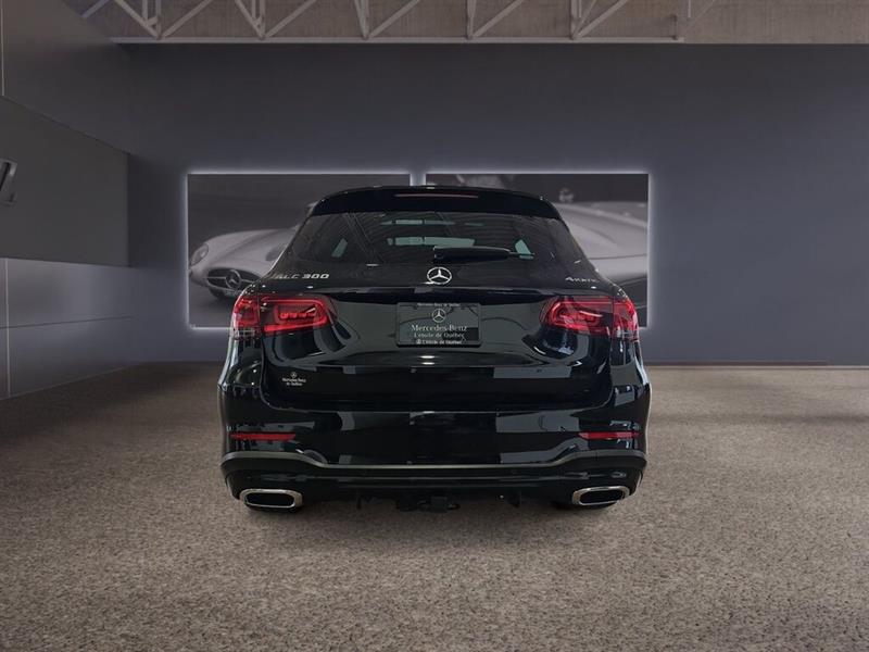 2022
Mercedes-Benz
***other***