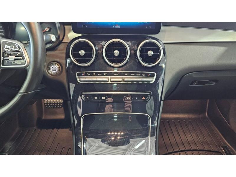 2022
Mercedes-Benz
***other***