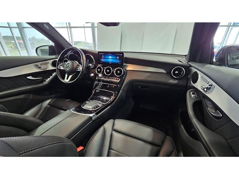 2022
Mercedes-Benz
***other***