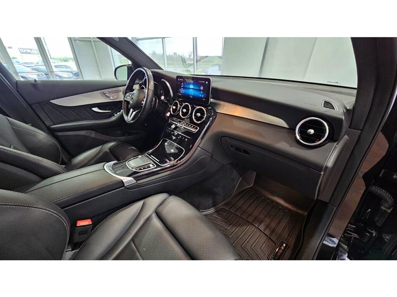2022
Mercedes-Benz
***other***