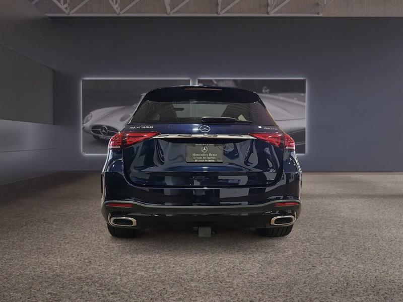2021
Mercedes-Benz
***other***