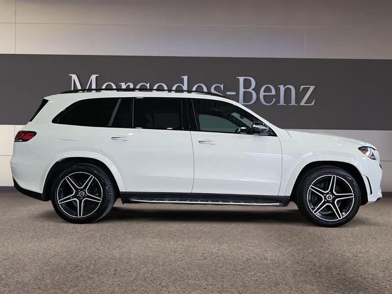 2022
Mercedes-Benz
***other***