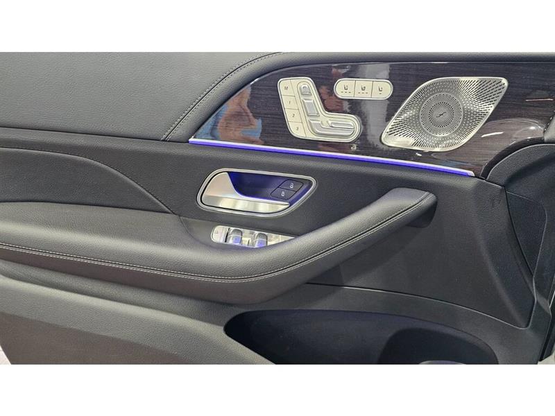 2022
Mercedes-Benz
***other***