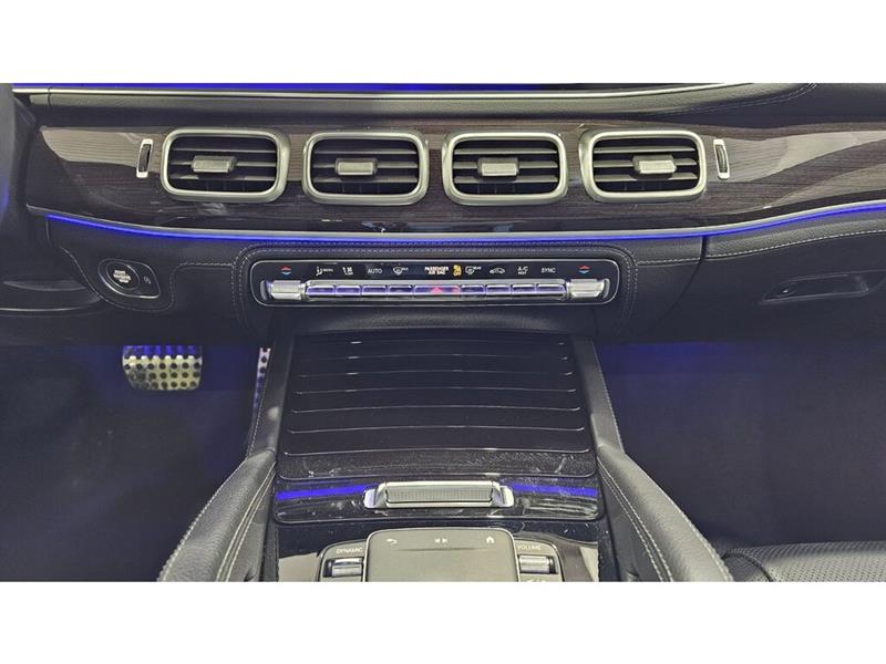 2022
Mercedes-Benz
***other***
