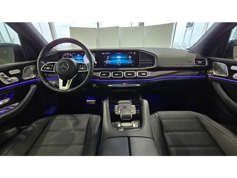 2022
Mercedes-Benz
***other***