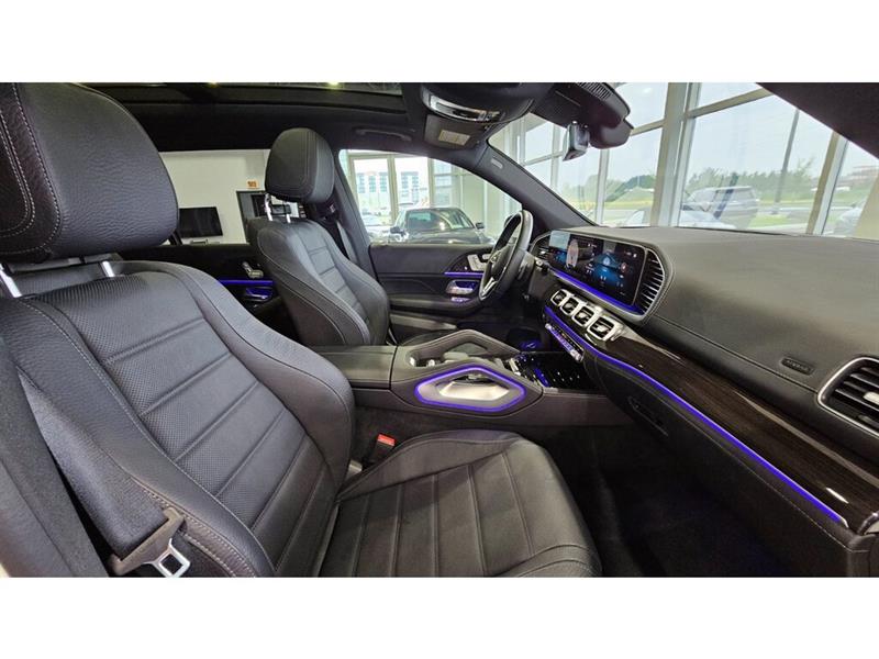 2022
Mercedes-Benz
***other***