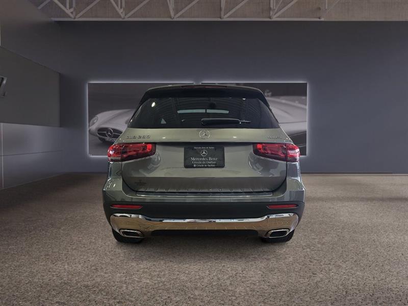 2021
Mercedes-Benz
***other***
