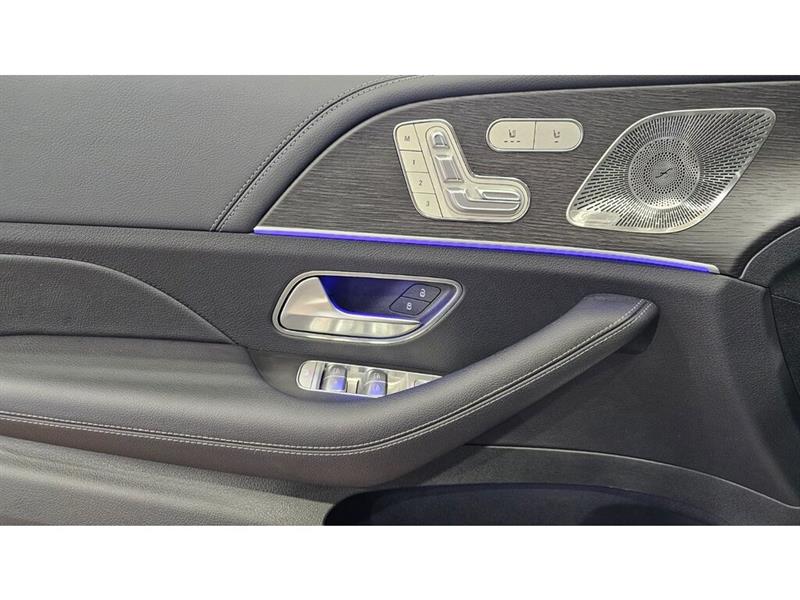 2022
Mercedes-Benz
***other***