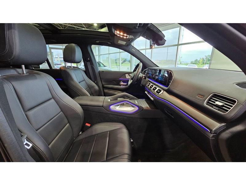2022
Mercedes-Benz
***other***